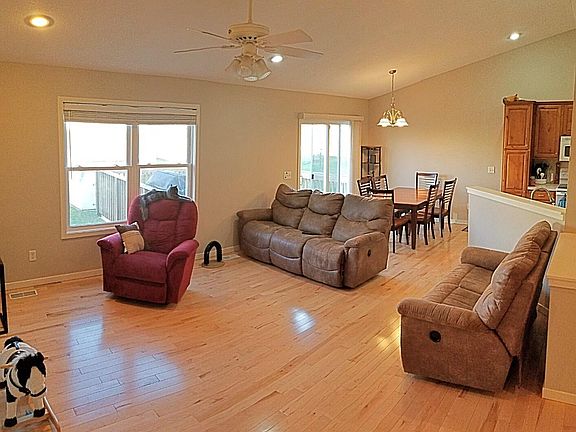 4th image of 6551 Avalon Dr SE