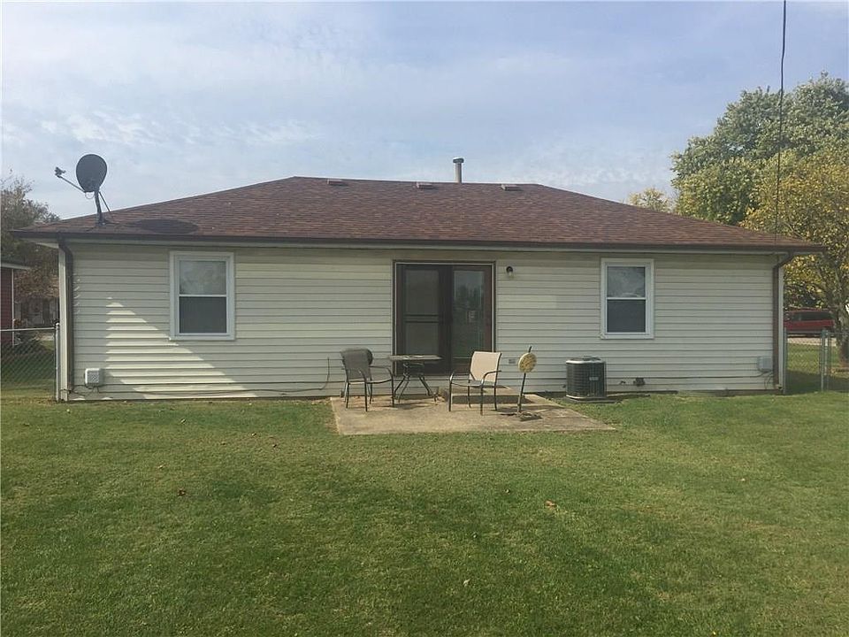 2nd image of 5061 Willa Way