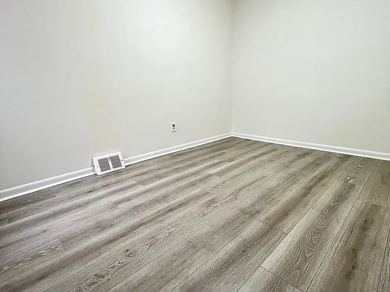 4838 Hoopes St — Photo 9