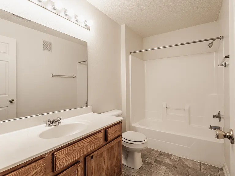 Polo Run Apartments — Photo 24
