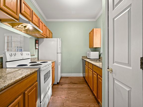 4th image of 5335 Rosedown Ct #136