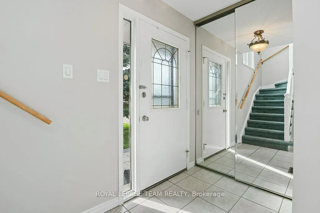 4 bed, $2,995 — Photo 4
