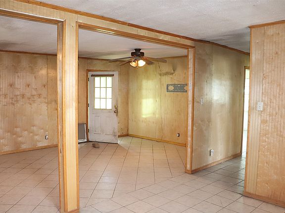 3rd image of 2509 E Ridgecrest