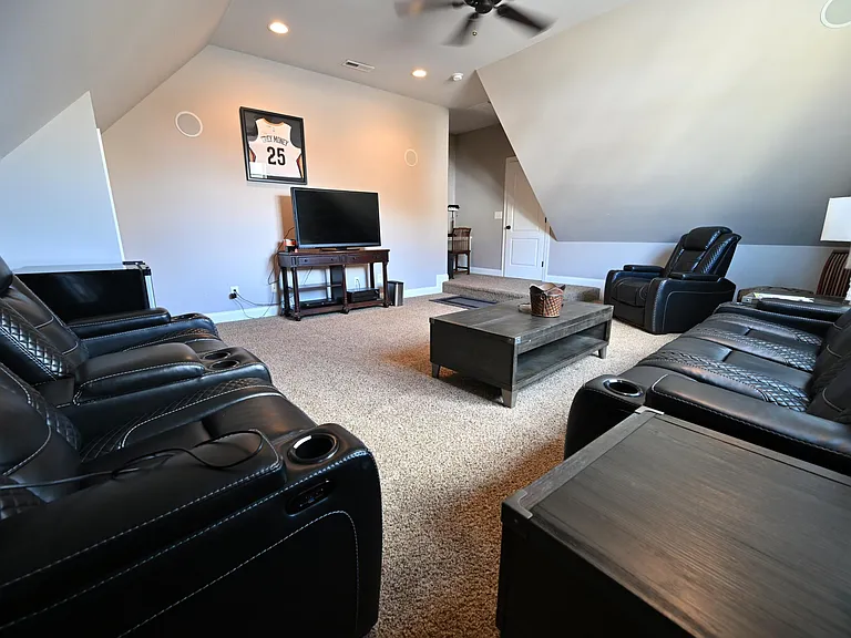 5604 Clearsprings Dr — Photo 24