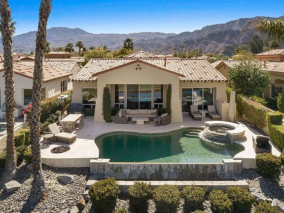2nd image of 50290 Valencia Ct