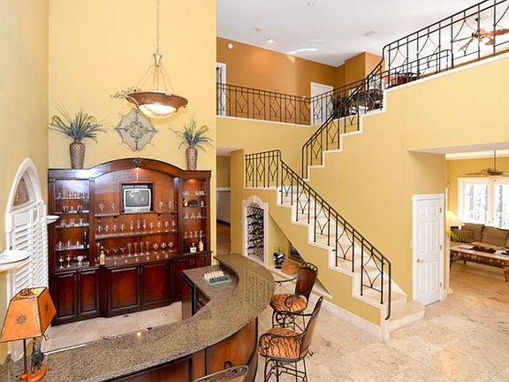 5th image of 109 Vista Oak Dr
