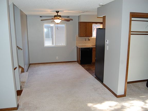 5th image of 3724 Clover Cir #3726