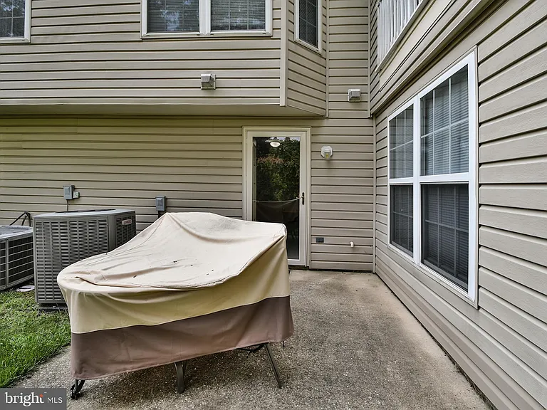 5807 Ivy League Dr — Photo 37