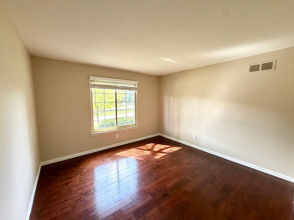 29628 Middlebelt Rd Unit 1702, photo 15