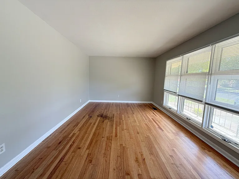 603 Austin Dr NW — Photo 8