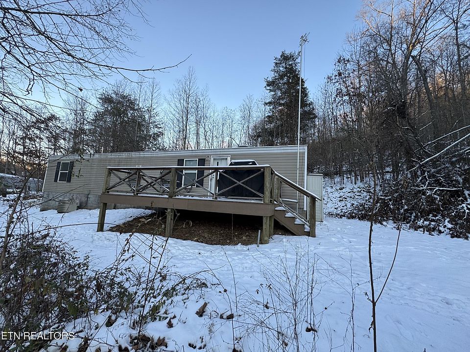 1st image of 320 Edwards Hollow Rd