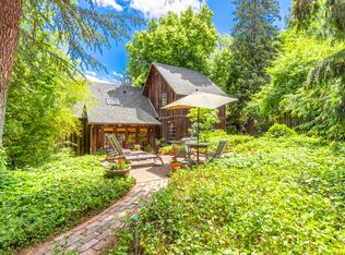 423 Girard Dr, Medford, OR