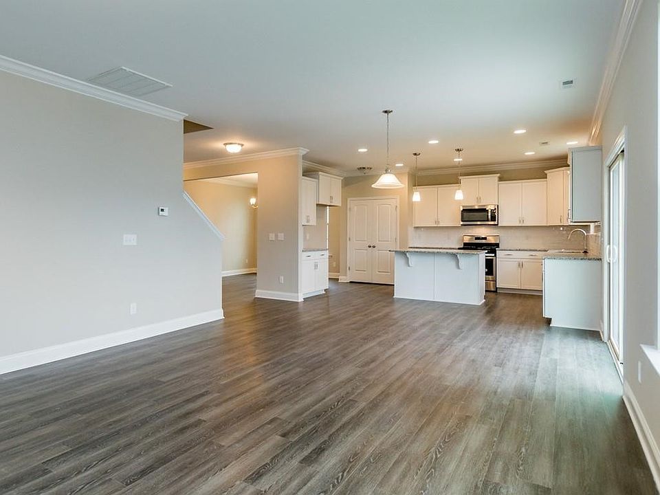 2nd image of 347 Creekhaven Dr #Np-159