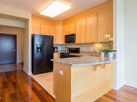2nd image of 33 W Ontario St APT 57C