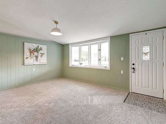 5th image of 3602 Rosslyn Dr