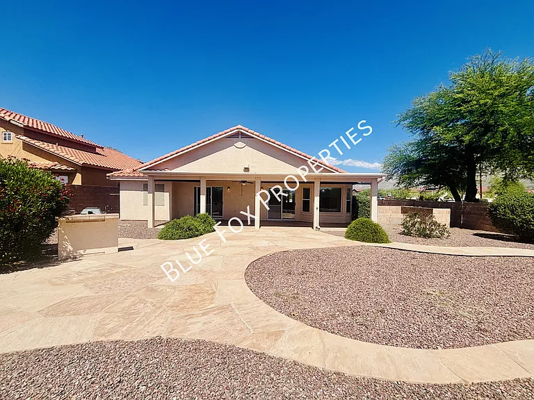 10451 N Calle Verano Seco — Photo 21