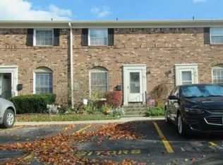 126 Tarryton Ct W, Columbus, OH 43228