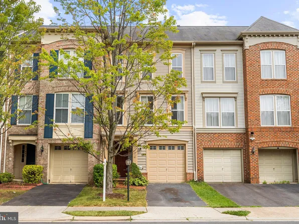 21410 Falling Rock Ter, Ashburn, VA 20148