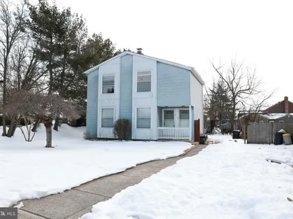 8 Fanelli Ln #A, Blackwood, NJ 08012