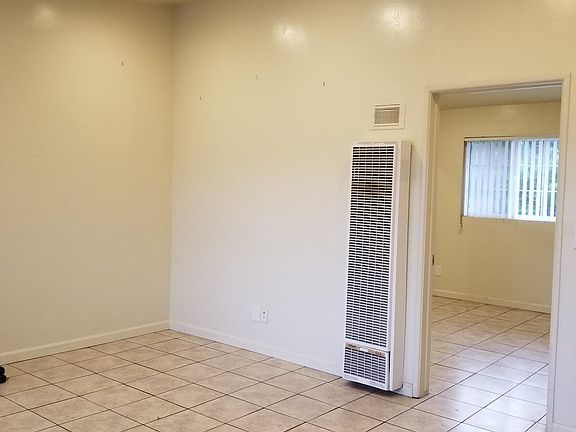 5th image of 2742 Pierpont Blvd