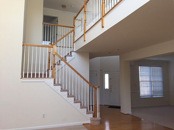 3rd image of 38356 Old Mill Way Unit 45