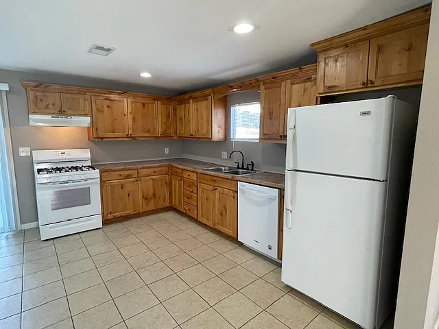 5030 Woodend Ave — Photo 5