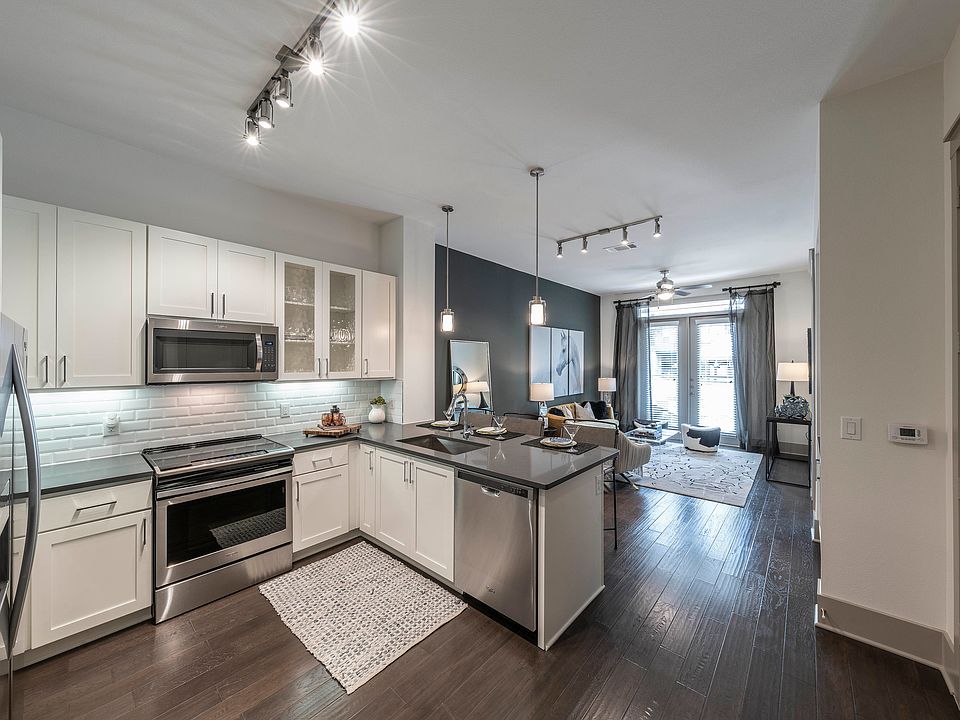 1st image of 4646 Amesbury Dr APT 172
