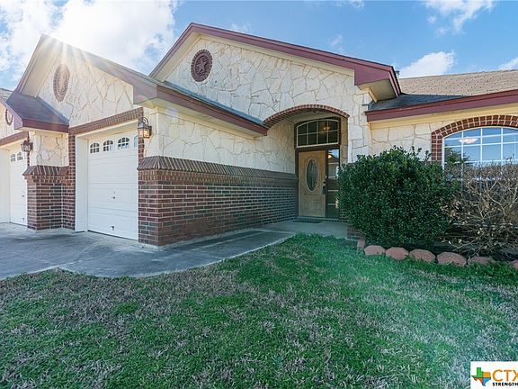 5th image of 3904 Salt Fork Dr