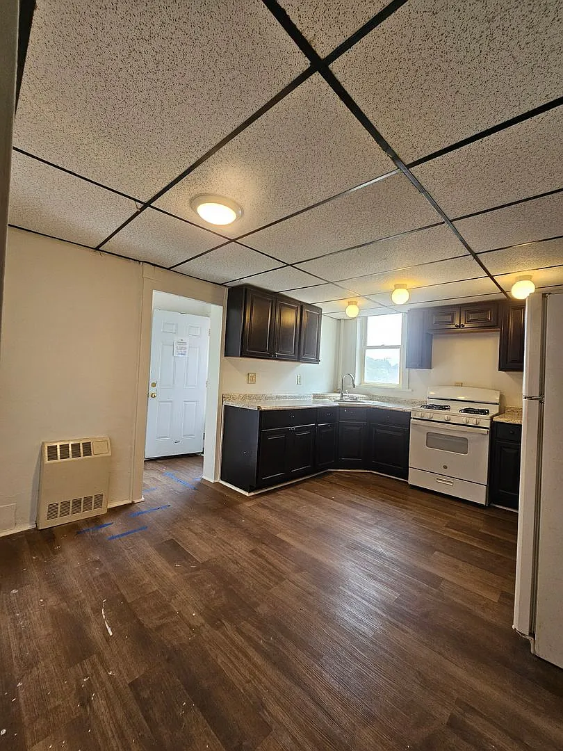 434 W. Princess Street — Photo 2