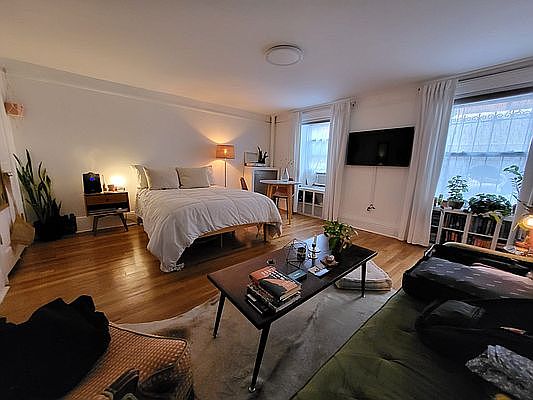 1st image of 276 Henry St #1