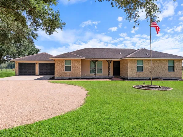 1128 County Road 117, Wharton, TX 77488