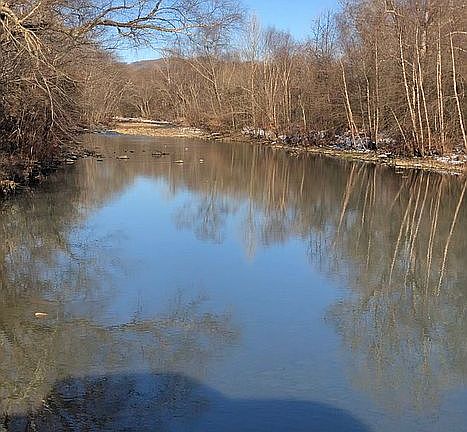 One lane bridge up to land