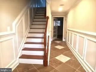 3 bed, 4.0 bath, 1840 sqft, $3,400 — Photo 4