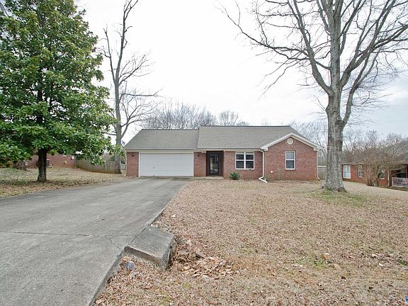 3rd image of 114 Poplar Green Ln