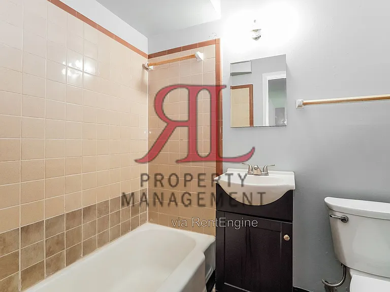 1662 Hillcrest Ave — Photo 14