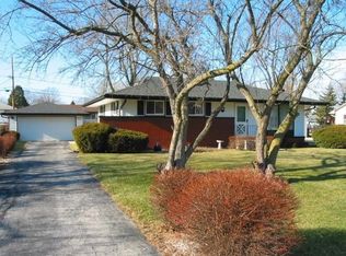 8825 S 11th Ave, Oak Creek, WI 53154