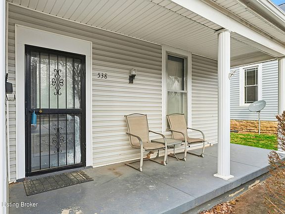 4th image of 538 1st St