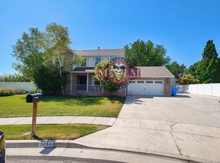3253 W 11975 S, Riverton, UT 84065