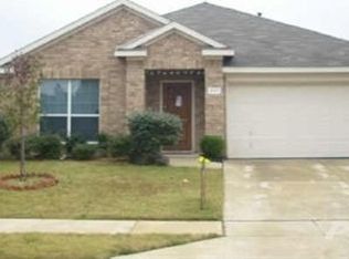 433 Fairbrook Ln, Fort Worth, TX 76140