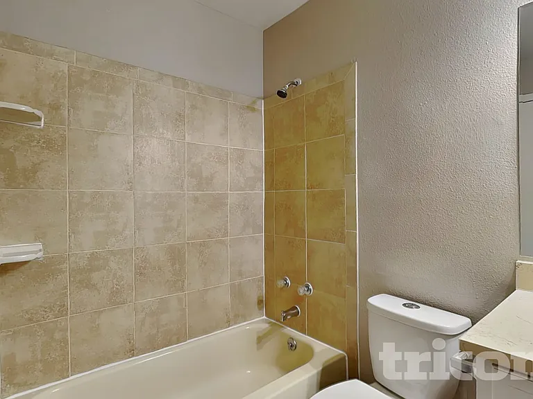 10210 Routt St — Photo 12
