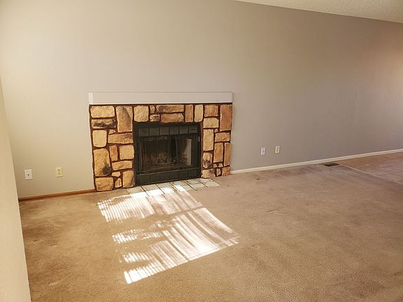 3rd image of 2345-2351 Split Rock Dr