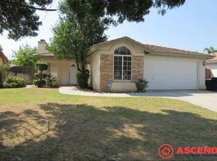 5627 Pine Canyon Dr, Bakersfield, CA 93313