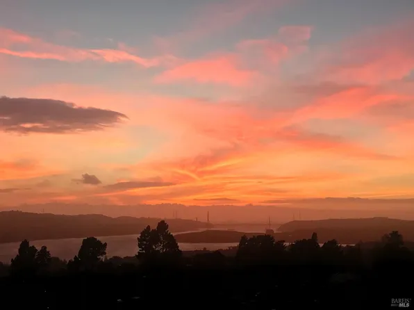 134 Ardmore Court, Benicia, CA 94510