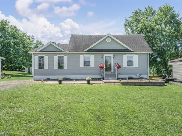 2342 Salt Springs Rd, Mc Donald, OH 44437