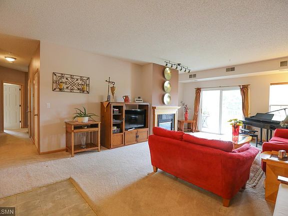 2nd image of 12795 College View Dr #203