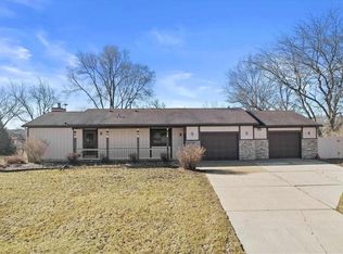 4859 Marick Ct, Cottage Grove, WI 53527