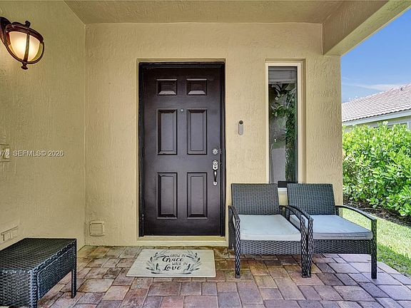 4th image of 4444 Dogwood Cir