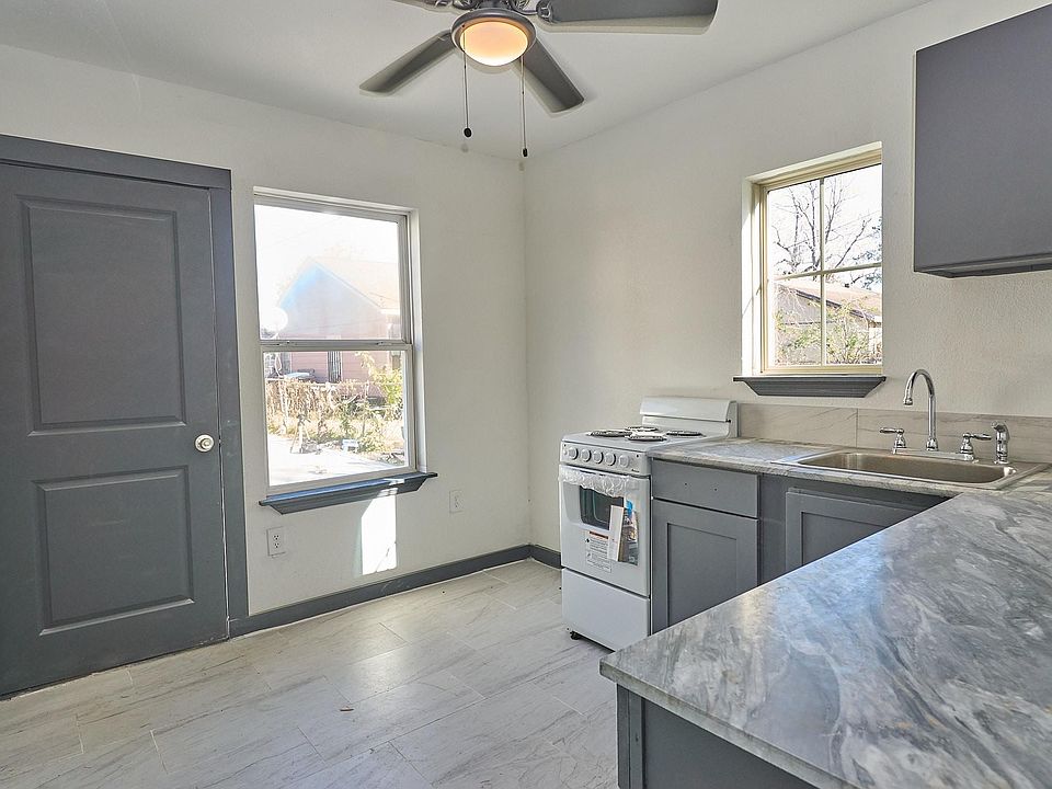 1st image of 9010 Linda Vista Rd