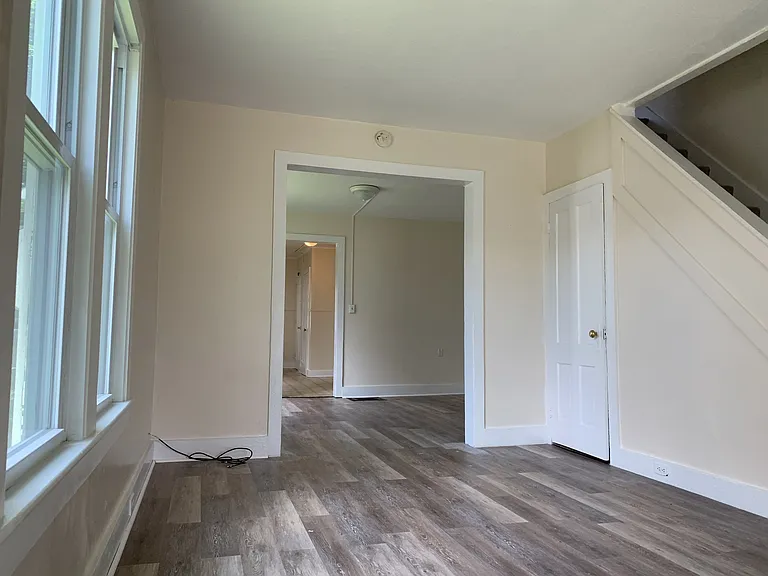 1009 Broad St #L — Photo 6