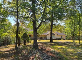 95 Ratteree Rd, Buchanan, TN 38222
